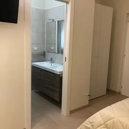 فندق مبيت وإفطار Paleat-manduria